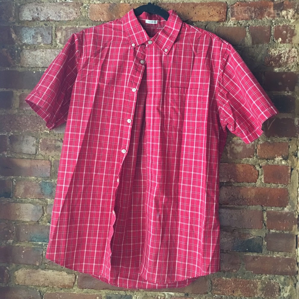 Red white shirt sleeve flannel